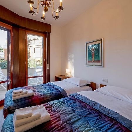 Apartament Portosole Attic - With Terrace And Private Parking San Remo Zewnętrze zdjęcie